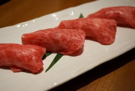 肉にぎり