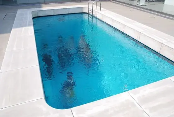 21世紀美術館と言えば、このプール！