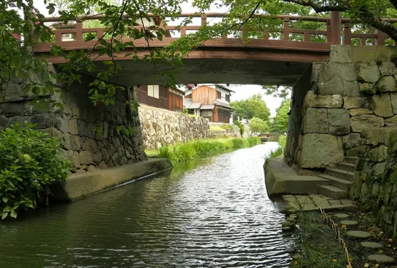 一番川面に近い小路
