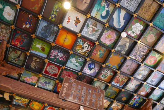 天井絵をお忘れなく