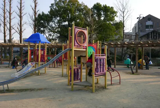 児童公園もあります