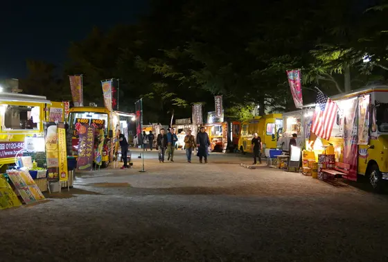 地元系のお店が出ます