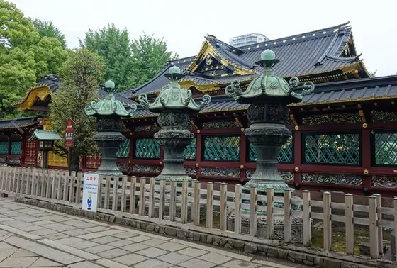 透塀