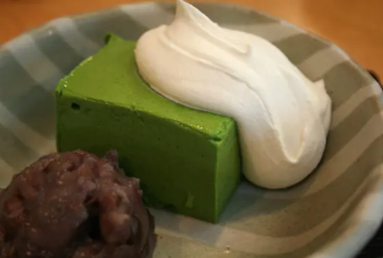 名物は「抹茶ババロア」