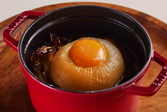 まるごと玉ねぎのアヒージョ　1,980円