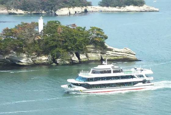 日本三景、松島湾を御覧あれ