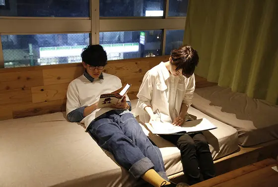 のんびり自宅のようにくつろげるフラットシート