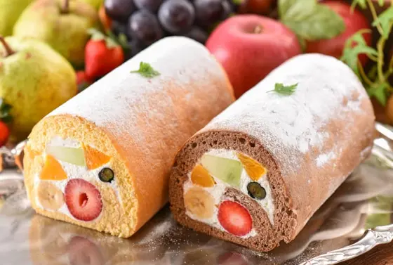 ケーキもカラフル
