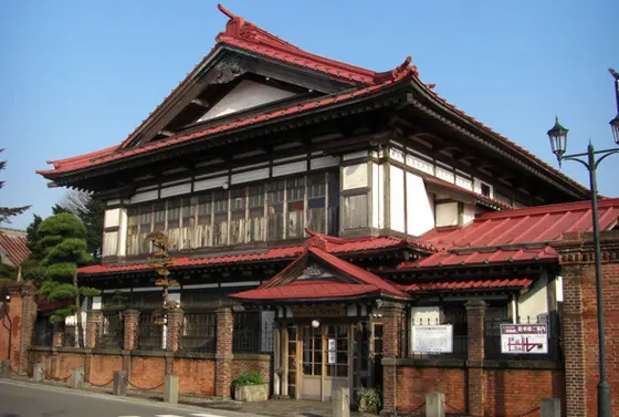 斜陽館