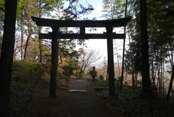 本堂から更に奥の神社