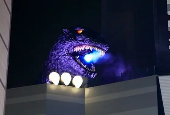 夜は夜で
