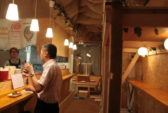1杯だけでもOK、オープンな雰囲気