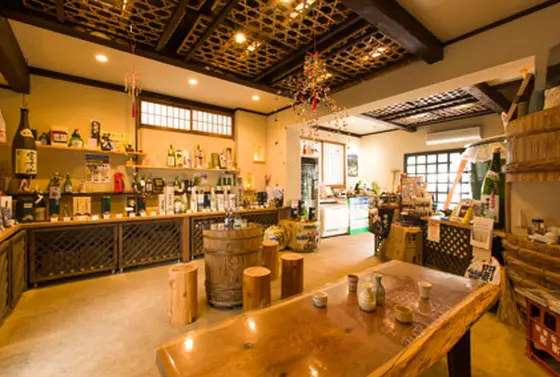 店内は