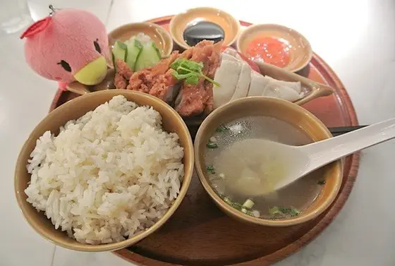 シンガポール海南鶏飯