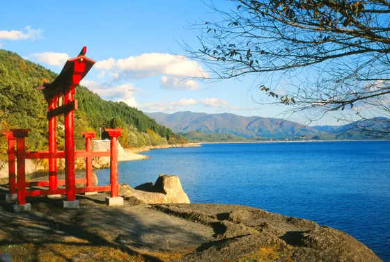 御座石神社(ござのいしじんじゃ)