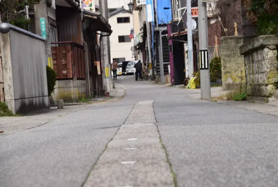 細工町の一コマ。