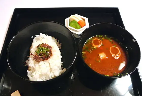 御食事：佐賀牛時雨煮飯