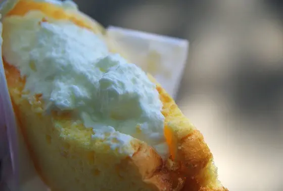 食べ歩きにもぴったりです。