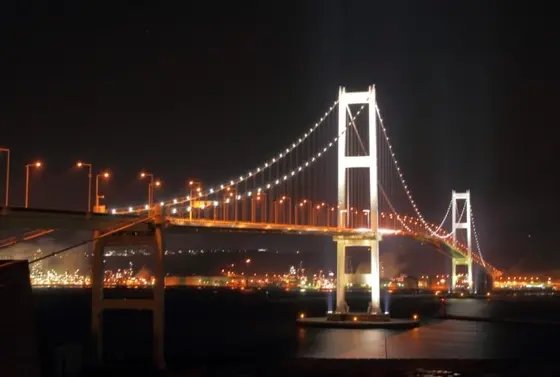 白鳥大橋