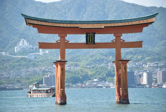鳥居