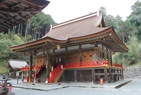 東本宮