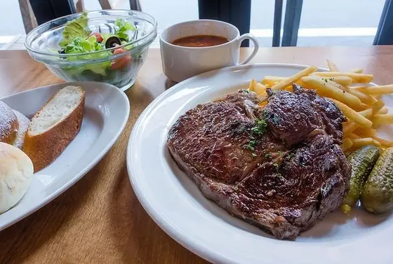 ボリューミーなお肉🍖