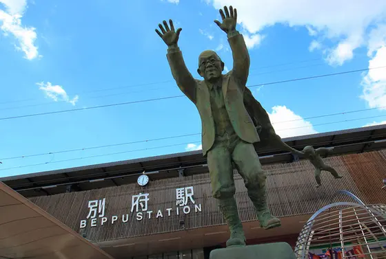 油屋翁の像