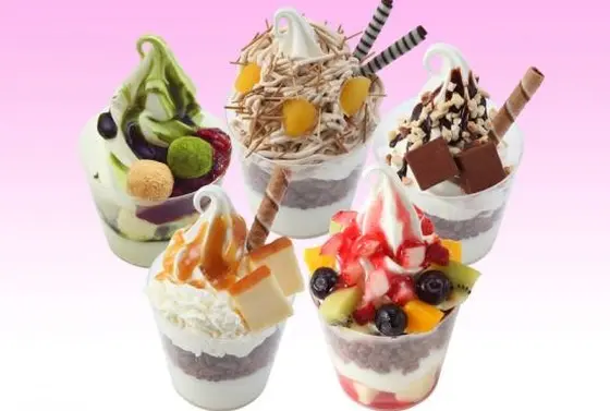 キャラメルや抹茶、プリンアラモードのパフェも！！！