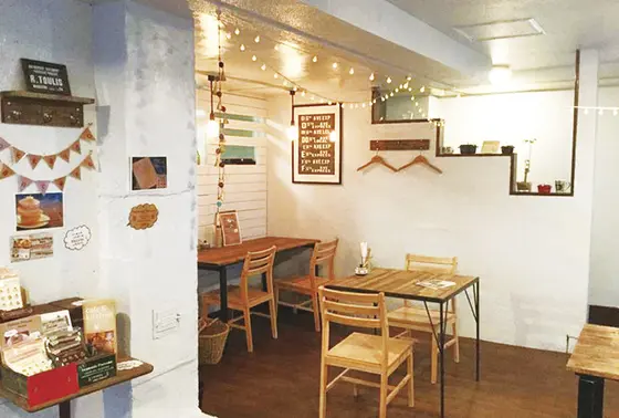 かわいい雑貨屋さんのような店内