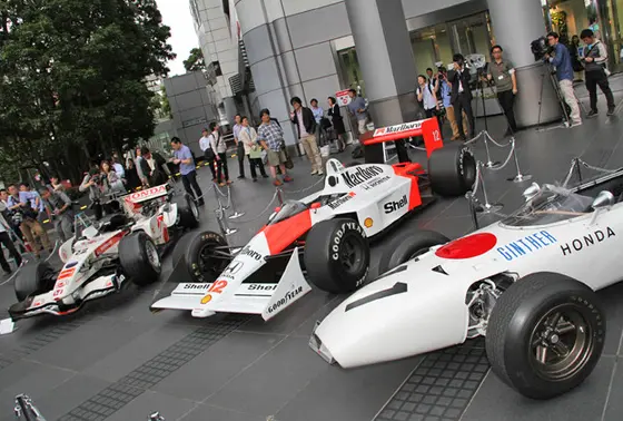 F1マシンの展示