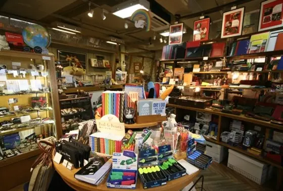 四方八方、文房具。