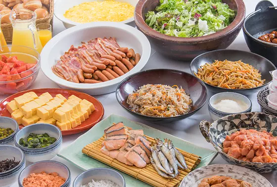 朝食ビュッフェ