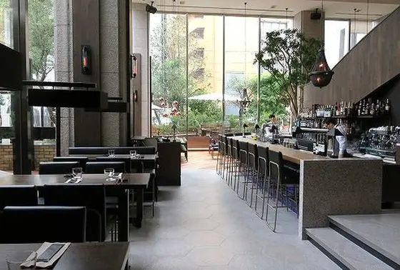 店内BAR