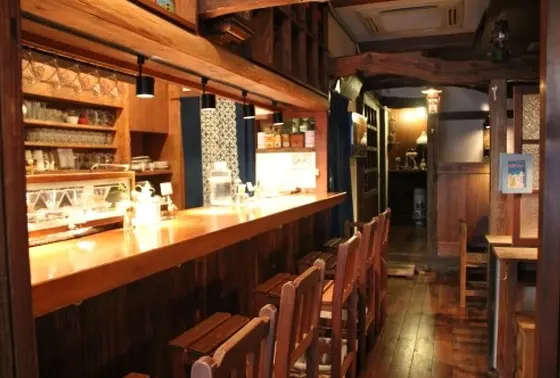 山小屋みたいな内装