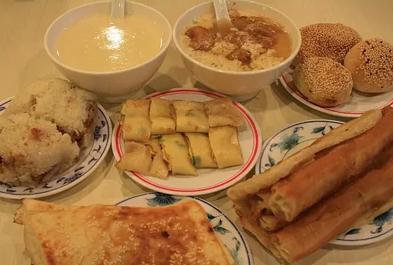 日本語が話せる人はたまーにいる