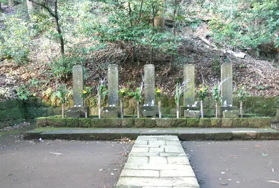 北条五代の墓