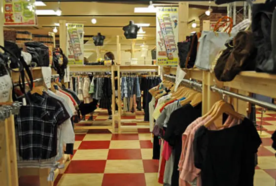 店内広めです！