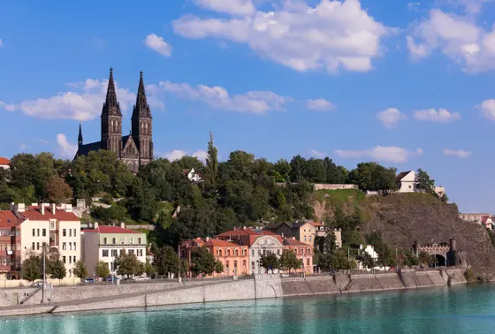 聖ペテロ・パウロ大聖堂は、プラハの街のどこからでも見ることができます。