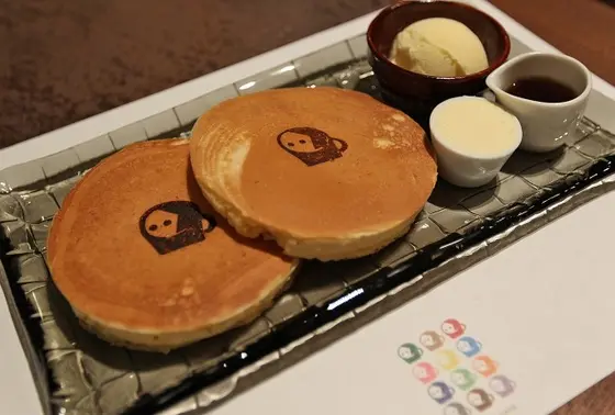 よーじやカフェ祇園店　　　　　京都市東山区祇園町北側266番地　井澤ビル2F