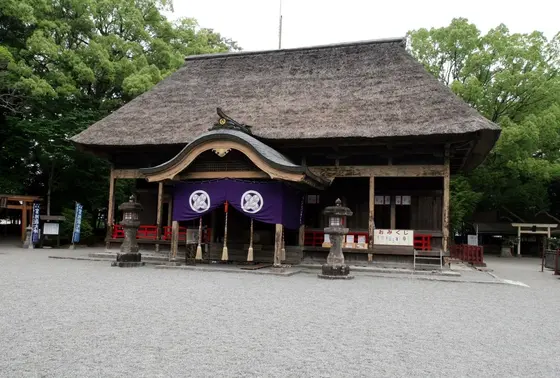 拝殿