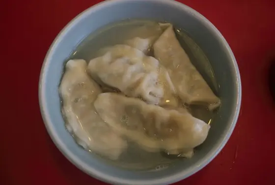 水餃子ー！