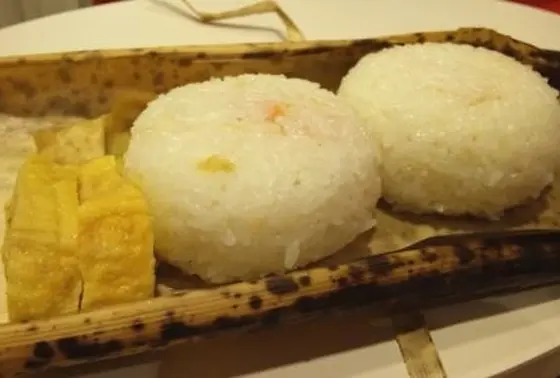 竹皮おにぎり