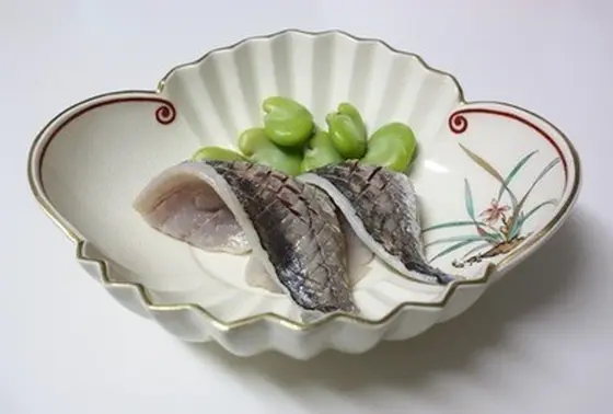 料理が一段と映える！