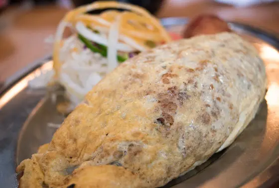 醤油味のオムライス
