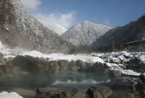 雪見 露天風呂