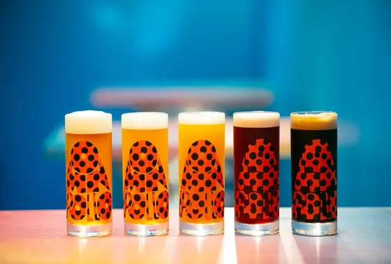 ビールグラス
