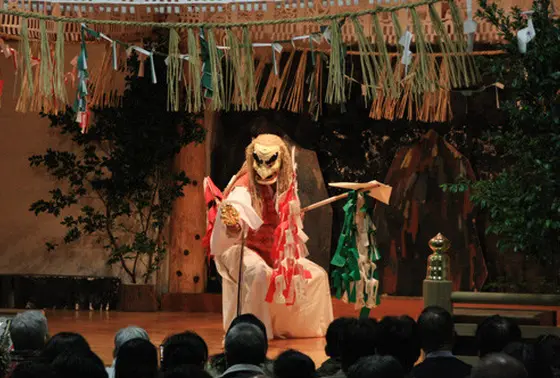 高千穂神社の夜神楽