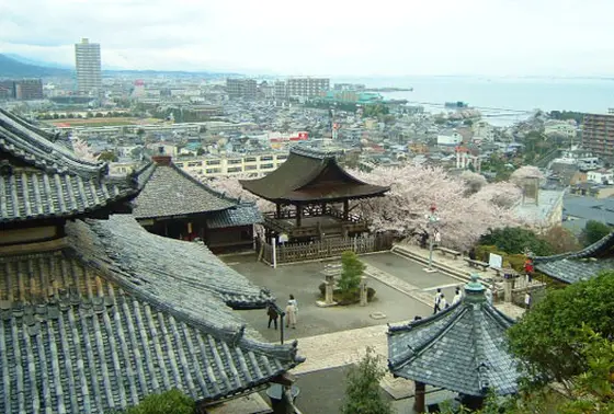 長等山 園城寺（三井寺）
