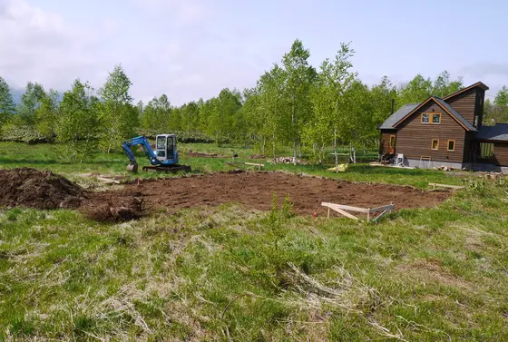 ニセコ秘密基地建設中