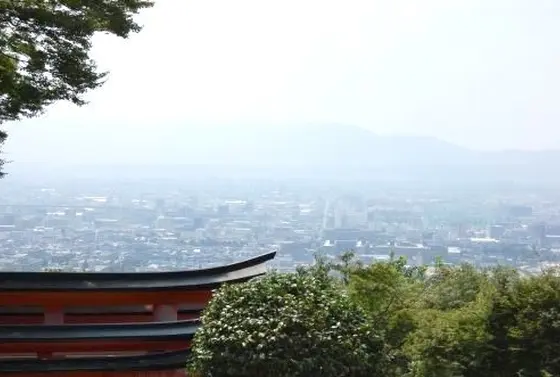 稲荷山中腹からの眺め